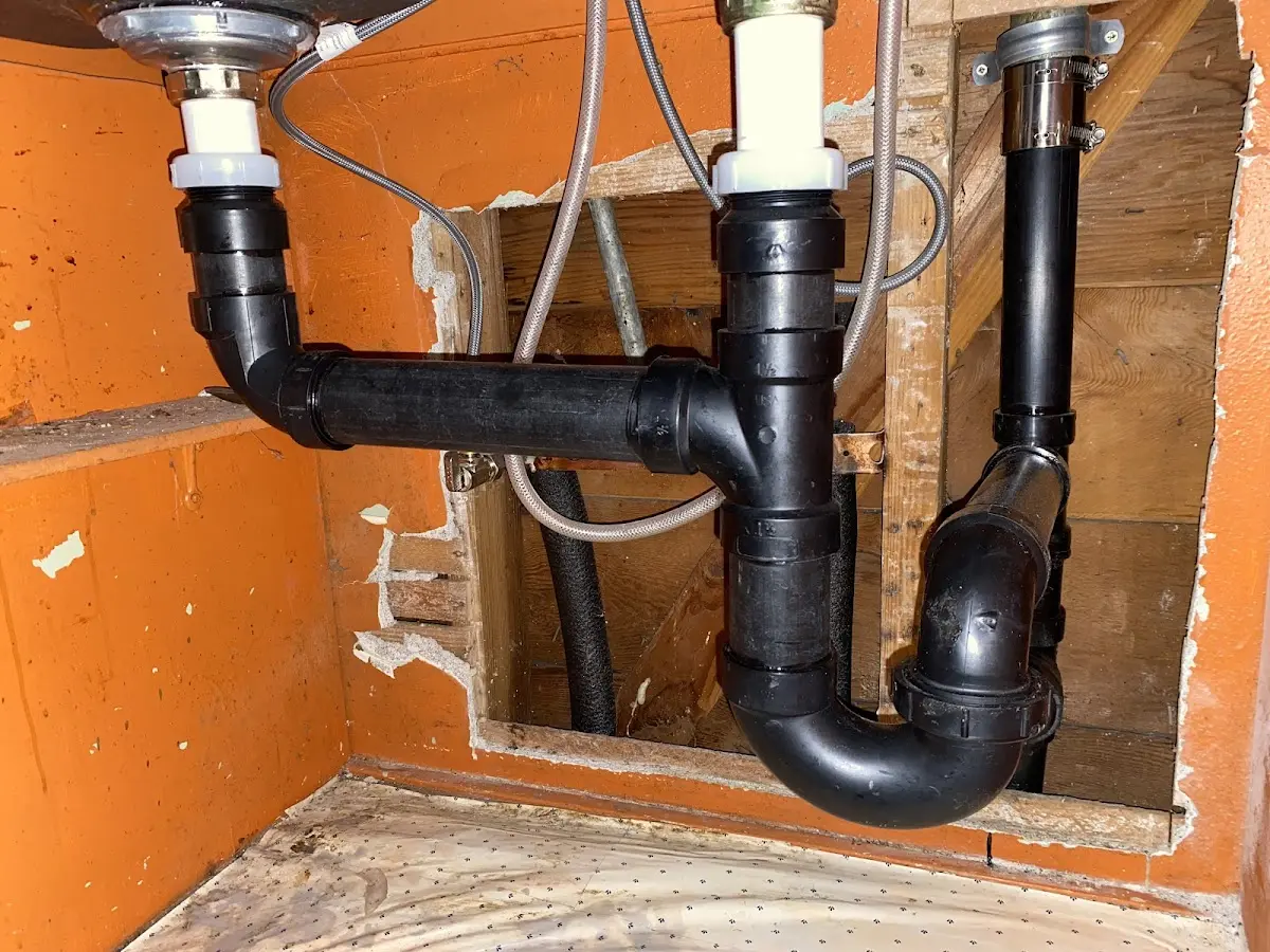 Professional Pipe Bursting equipment and tools on the job in Parkville