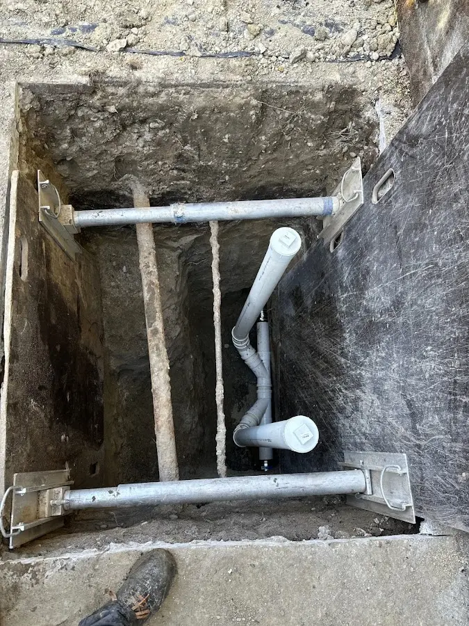 Experienced plumber completing Gas Line Repair work in Parkville